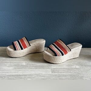 NEW NEVER WORN!!! Marc Fisher Multicolor Espadrille Slides